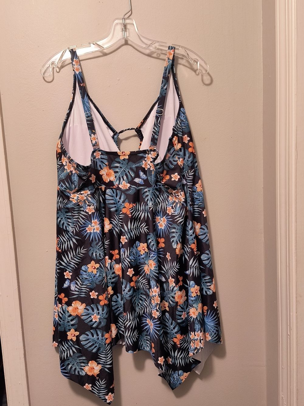 Black Tropical Floral One-Piece Swim Dress 4XL V-Neck Handkerchief Hem Plus Size - Picture 5 of 6